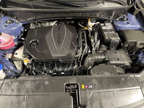 Certified 2025 Hyundai Tucson SEL image 9