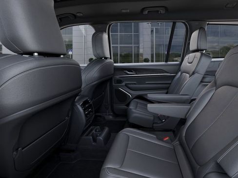 New 2026 Jeep Grand Cherokee L Limited AWD/4WD image 24