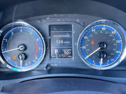 Used 2017 Toyota Corolla LE image 20