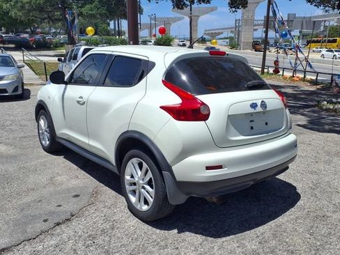 Used 2012 Nissan Juke S FWD image 5