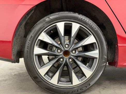 Used 2019 Nissan Sentra SR w/ Premium Package (SR) FWD image 66