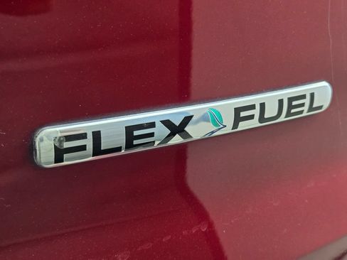 Used 2016 Ford Explorer Limited w/ Equipment Group 301A FWD image 12