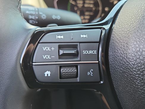 Used 2025 Honda Civic Sport image 24