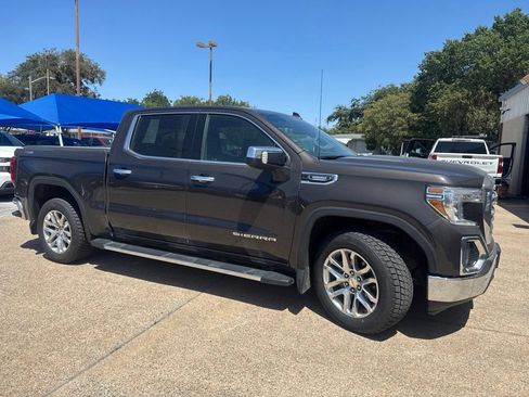 Used 2021 GMC Sierra 1500 SLT w/ SLT Premium Plus Package AWD/4WD image 3