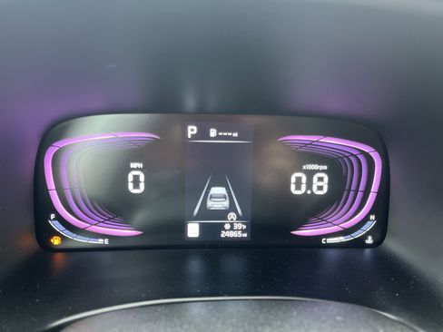 Used 2025 Kia Soul LX FWD image 21