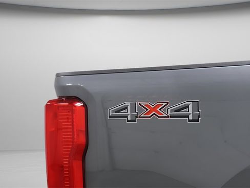 Used 2024 Ford F350 XL image 10