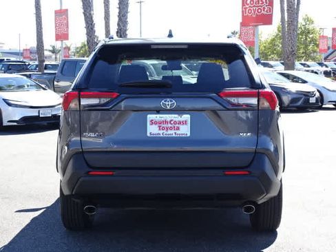 Used 2024 Toyota RAV4 XLE FWD image 14