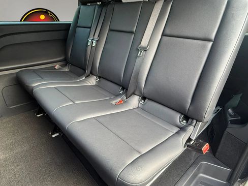 Used 2016 Mercedes-Benz Metris Passenger image 24