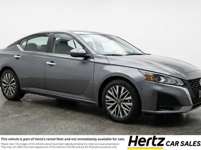 Used 2025 Nissan Altima 2.5 SV