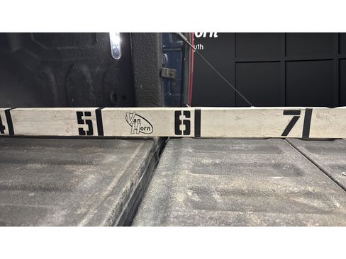 Used 2019 RAM 1500 Laramie AWD/4WD image 27