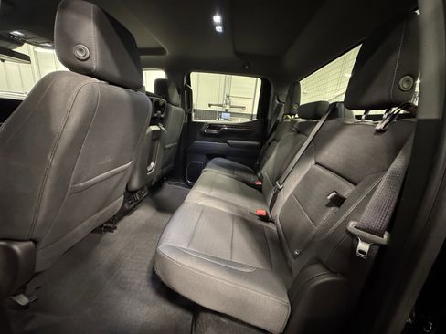 Used 2024 GMC Sierra 1500 Elevation w/ LPO, Elevation Black Package image 18