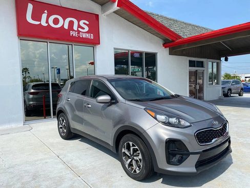 Used 2021 Kia Sportage LX FWD image 3