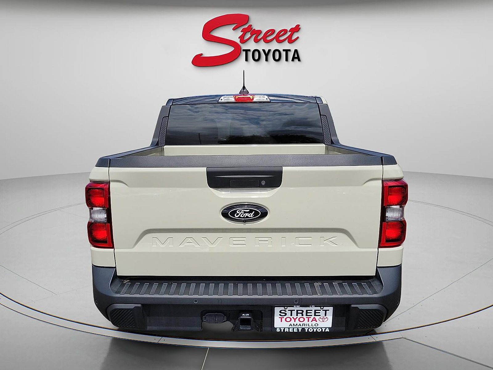 Used 2025 Ford Maverick XLT w/ XLT Luxury Package AWD/4WD image 3
