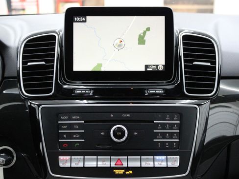 Used 2018 Mercedes-Benz GLE 350 4MATIC image 30