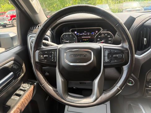 Certified 2022 GMC Sierra 3500 Denali w/ Denali Ultimate Package AWD/4WD image 16