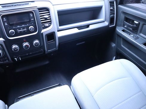 Used 2020 RAM 1500 Tradesman w/ Popular Equipment Group image 29