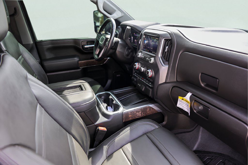 Used 2022 GMC Sierra 2500 Denali w/ Denali Ultimate Package AWD/4WD image 31