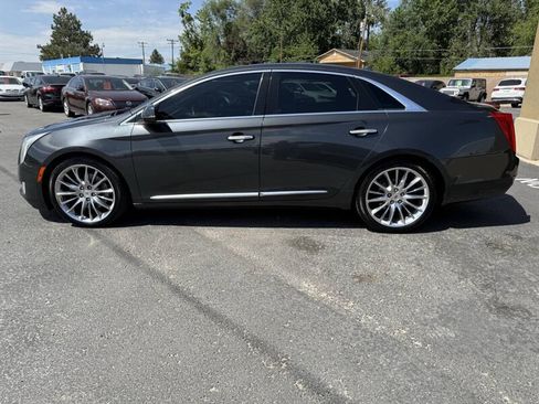 Used 2013 Cadillac XTS Platinum FWD image 4