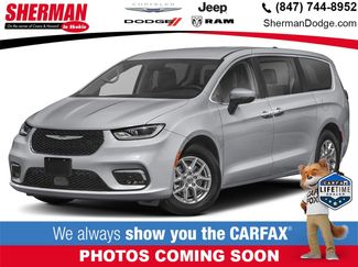 Used 2024 Chrysler Pacifica Touring-L FWD video 1