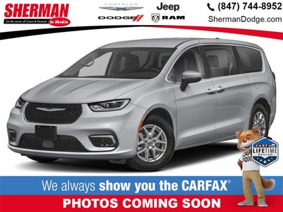 Used 2024 Chrysler Pacifica Touring-L
