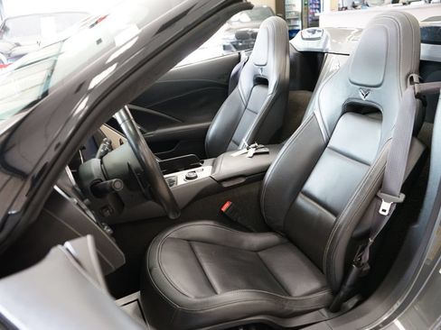 Used 2015 Chevrolet Corvette Stingray Convertible w/ 3LT Preferred Equipment Group RWD image 4