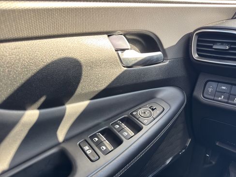 Used 2019 Hyundai Santa Fe Limited image 25