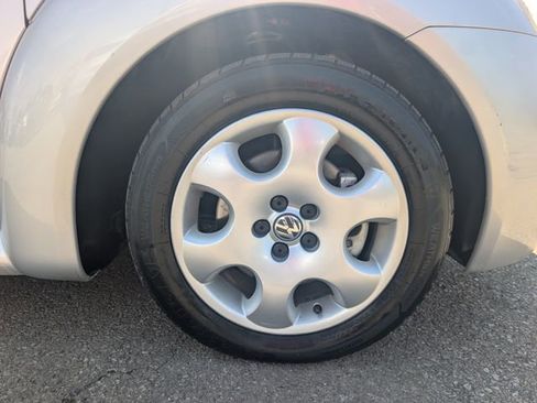 Used 2002 Volkswagen Beetle GLX FWD image 21
