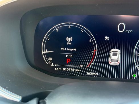 Certified 2025 Acura MDX w/ Technology Package image 19