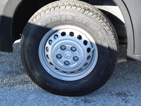 Used 2025 RAM ProMaster 2500 w/ Cold Weather Group image 8