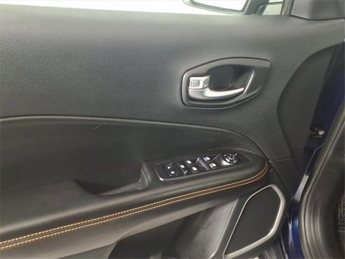 Certified 2020 Jeep Compass Limited image 10