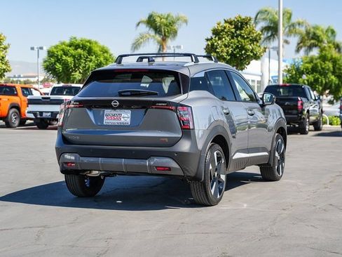 New 2026 Nissan Kicks SR image 9