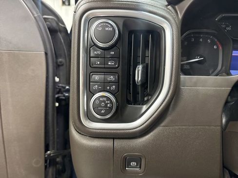 Used 2020 GMC Sierra 1500 SLT w/ SLT Premium Plus Package image 30