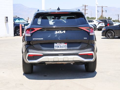 Used 2023 Kia Sportage EX w/ EX Premium Package AWD/4WD image 6