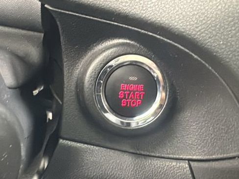 Used 2024 Subaru Ascent Premium w/ Convenience Package image 25