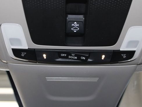 Used 2024 Honda CR-V EX image 37