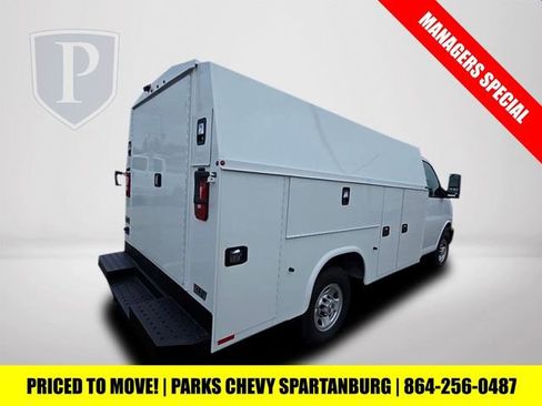 New 2025 Chevrolet Express 3500 w/ Power Convenience Package image 6