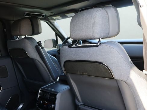 Certified 2023 Land Rover Range Rover SV AWD/4WD image 37