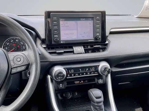 Used 2020 Toyota RAV4 XLE w/ All Weather Liner Package FWD image 6