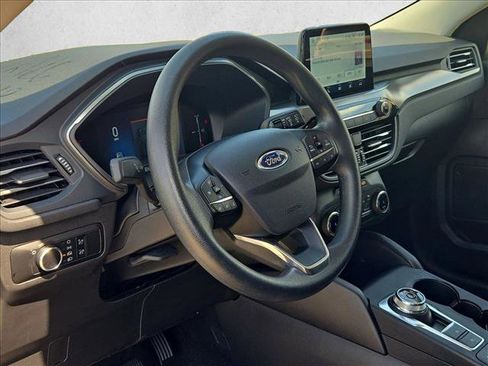 Used 2025 Ford Escape Active image 8