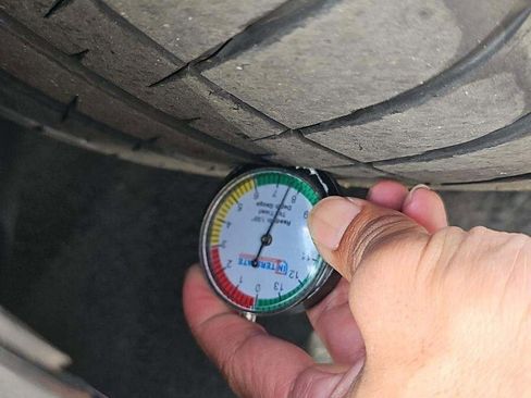 Used 2023 BMW M4 xDrive Competition w/ Executive Package image 18