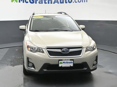 Used 2017 Subaru Crosstrek 2.0i Premium AWD/4WD image 5