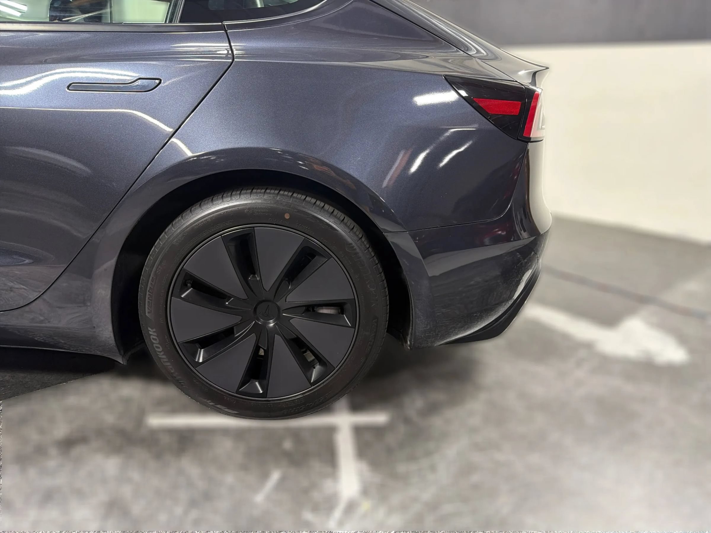 Used 2024 Tesla Model 3 Long Range AWD/4WD image 19