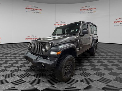 Used 2019 Jeep Wrangler Unlimited Sport S image 3