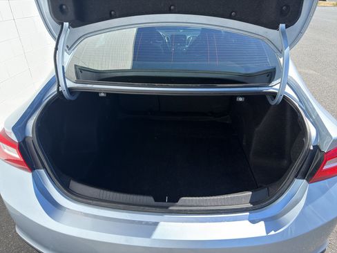 Used 2018 Chevrolet Malibu LT FWD image 34