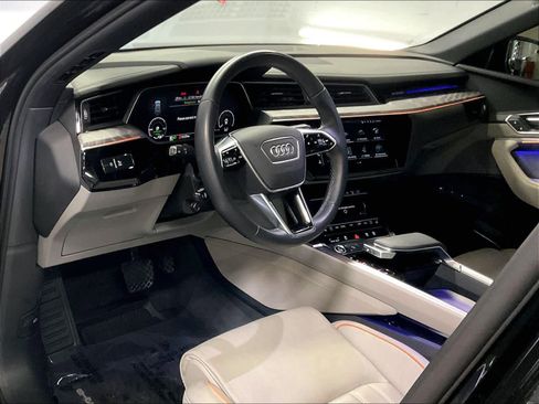 Used 2023 Audi e-tron Chronos w/ Chronos Package image 15