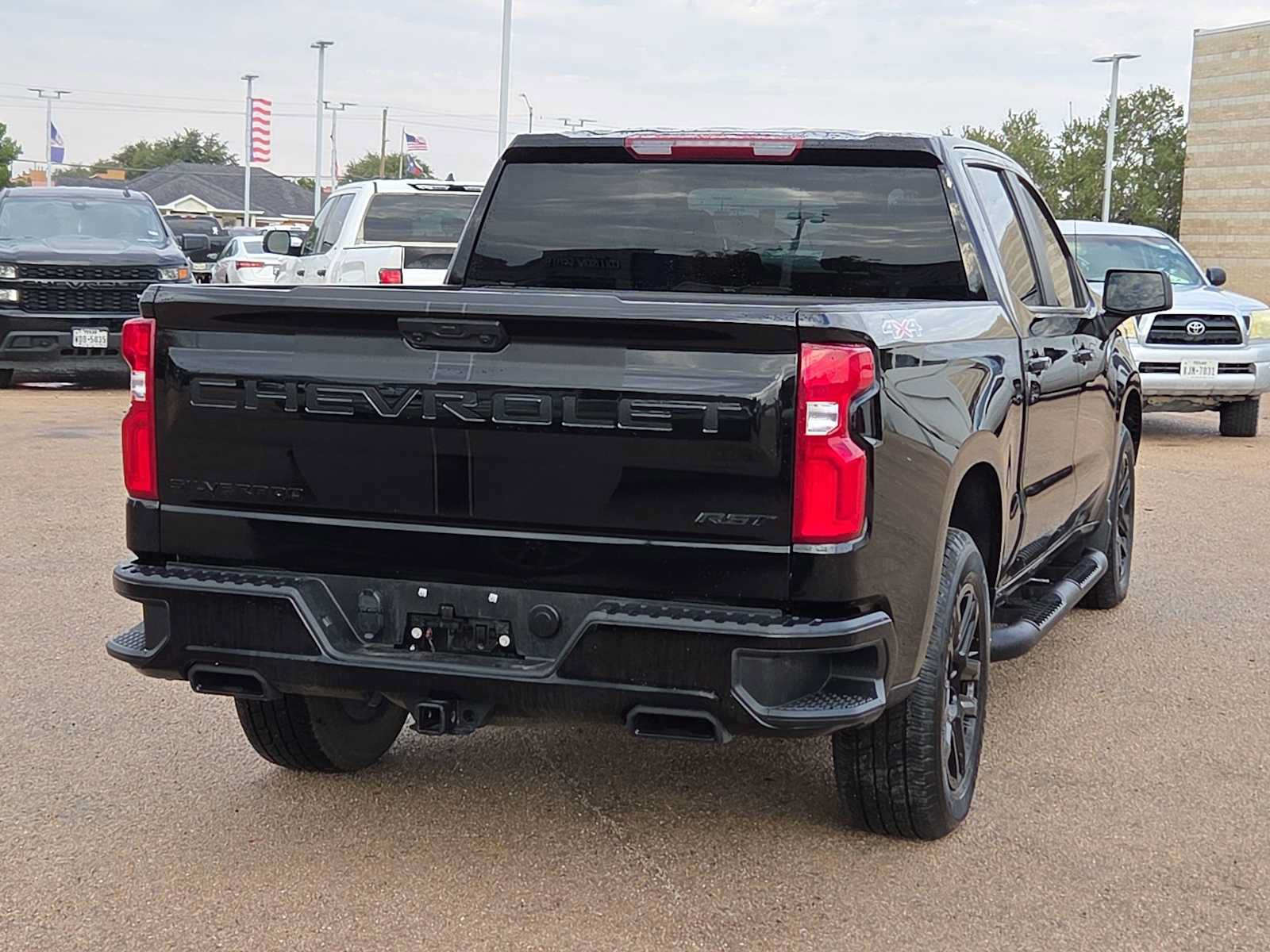 Used 2025 Chevrolet Silverado 1500 RST w/ Rally Edition AWD/4WD image 7