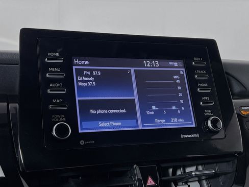 Used 2024 Toyota Camry SE image 14