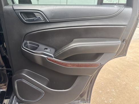 Used 2018 GMC Yukon SLT w/ Open Road Package image 32