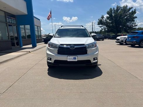 Used 2016 Toyota Highlander Limited Platinum w/ Protection Package #3 AWD/4WD image 2