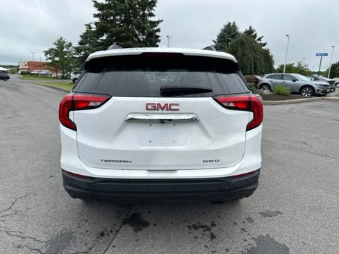Used 2021 GMC Terrain SLE w/ Driver Convenience Package AWD/4WD image 4